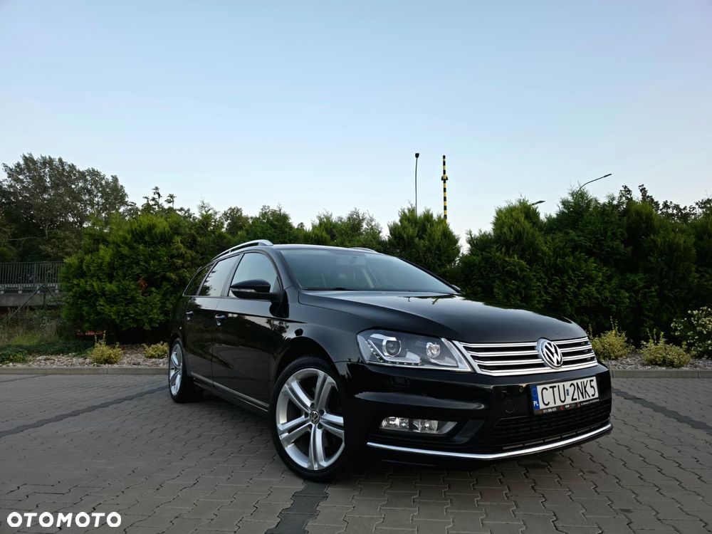 Volkswagen Passat - 1
