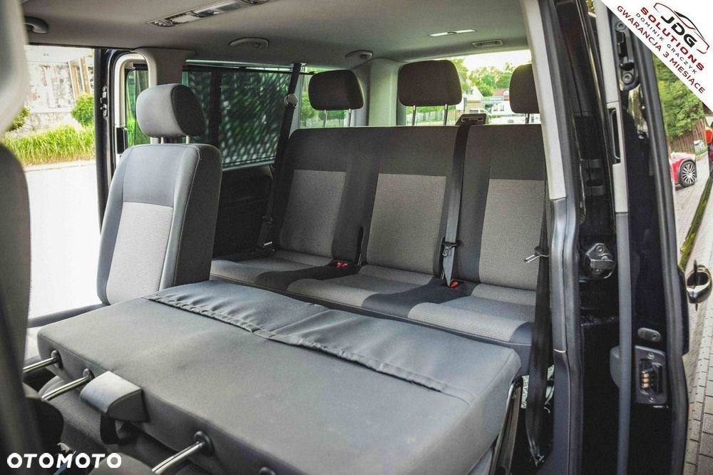 Volkswagen Caravelle - 33
