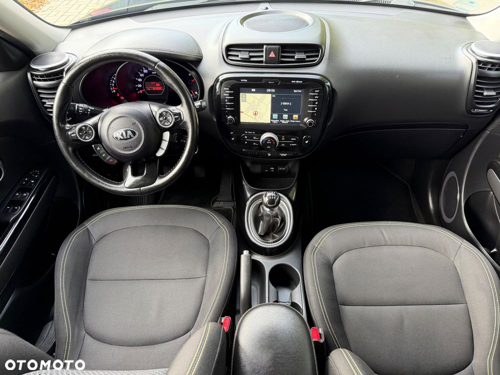 Kia Soul 1.6 GDI Dream Team Edition - 25