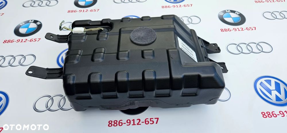 Dodge Durango III LIFT 2014- Głośnik bagażnika subwoofer głośnik niskotonowy 68258456A - 5