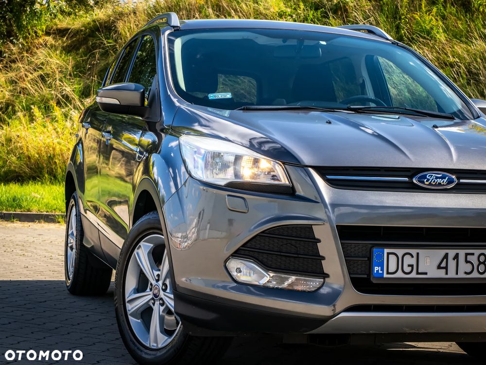 Ford Kuga 1.6 EcoBoost 4WD Titanium - 7