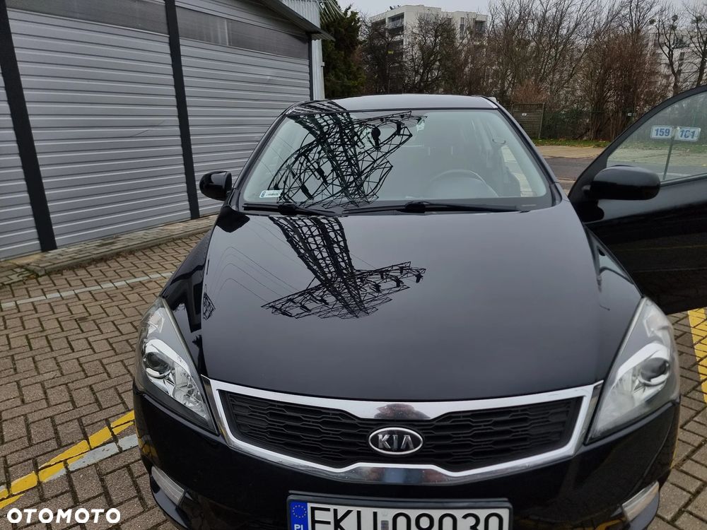 Kia Ceed 1.4 Comfort + - 25