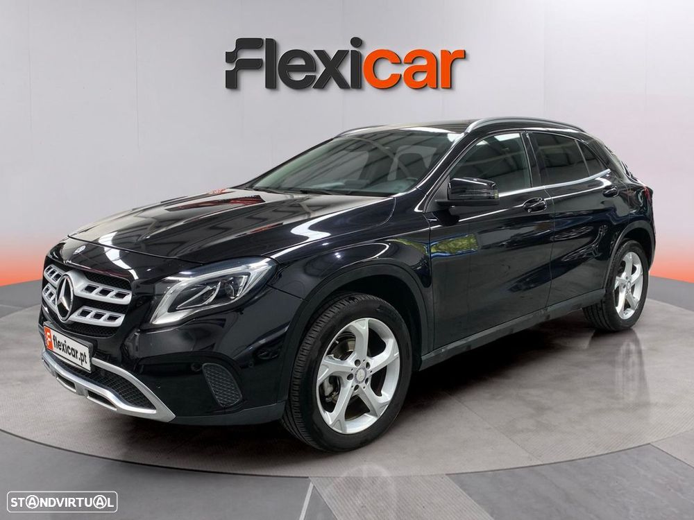 Mercedes-Benz GLA 180 d Urban - 3