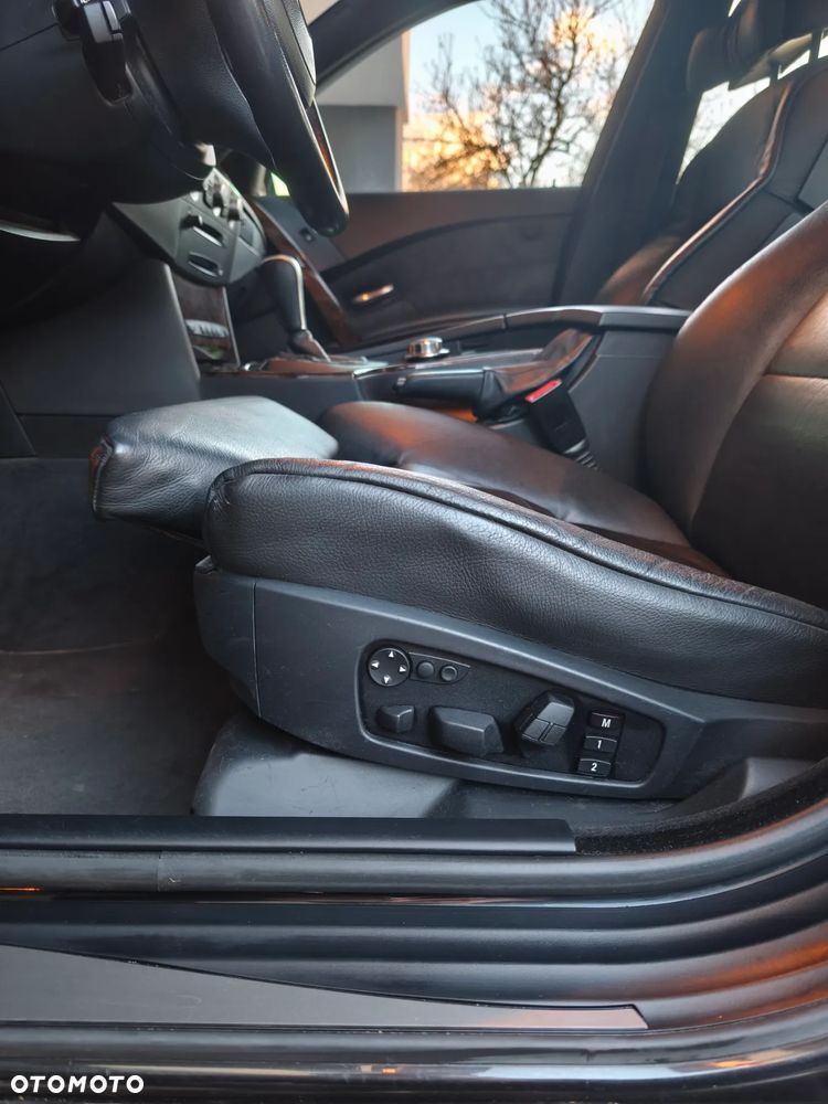 BMW Seria 5 530xi - 9