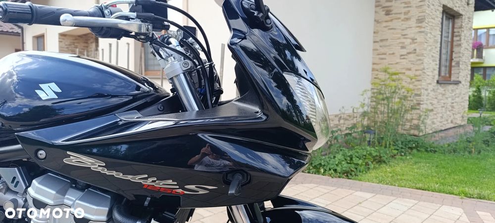 Suzuki Bandit - 27