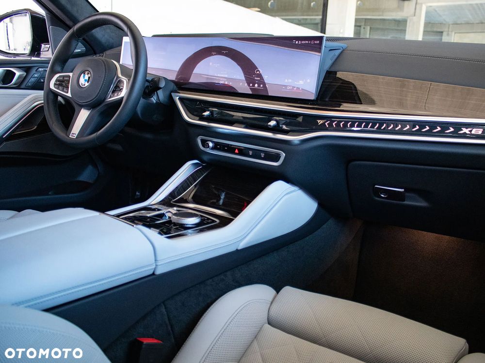 BMW X6 xDrive30d - 25