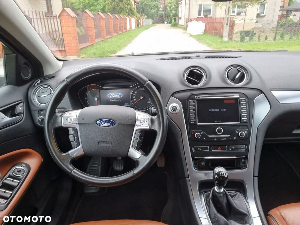 Ford Mondeo - 11