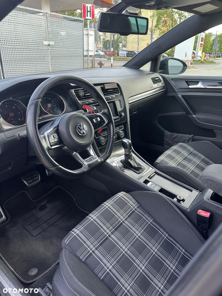 Volkswagen Golf GTD 2.0 TDI SCR DSG - 21