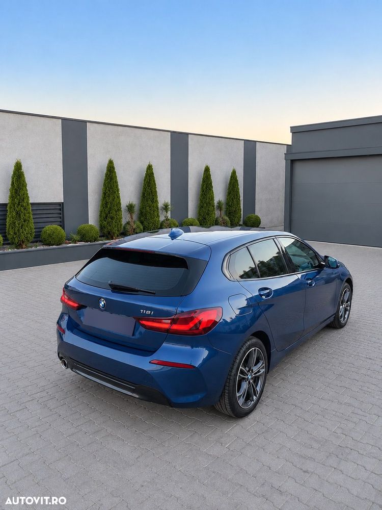 BMW 1 Series 2023 — imagine 7