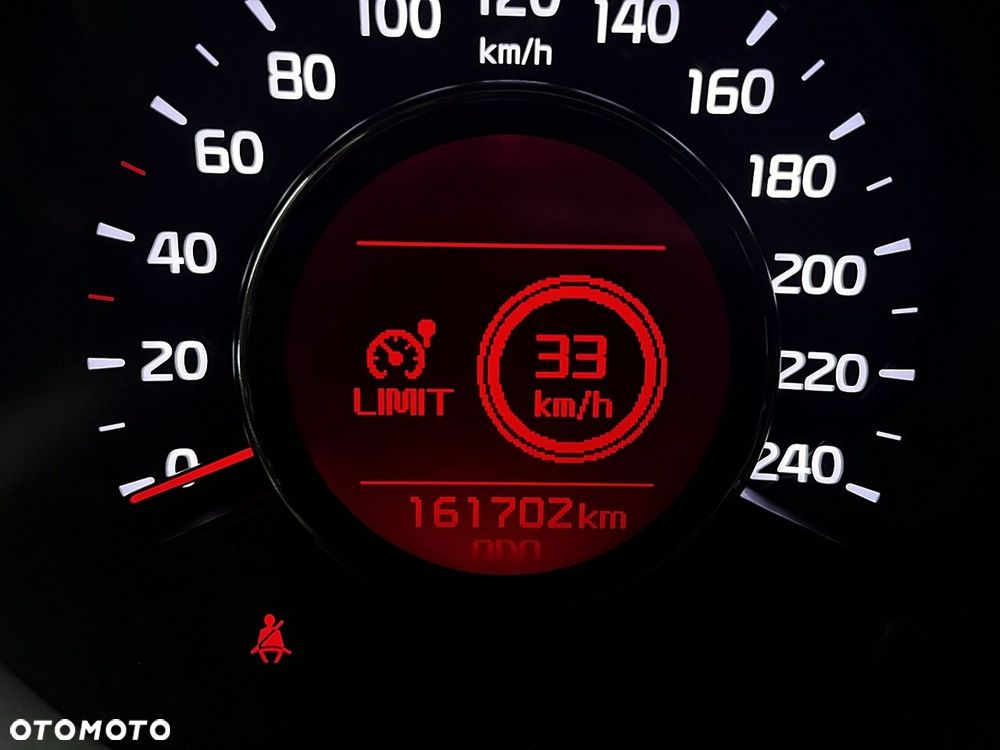 Kia Ceed - 28