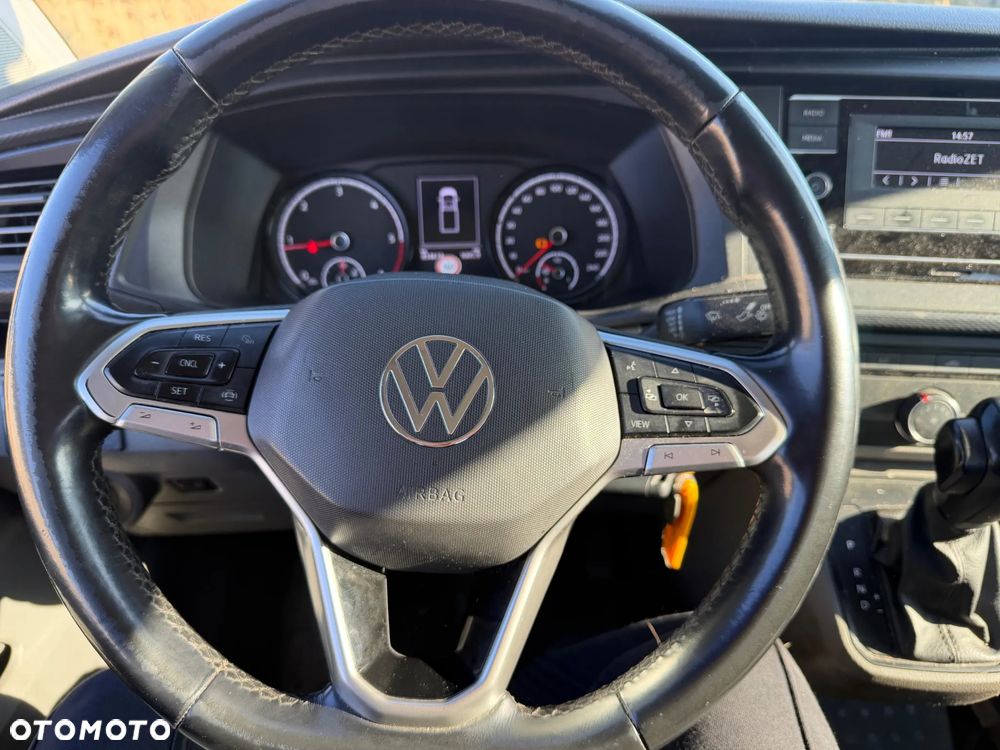Volkswagen Transporter  T6 - 11