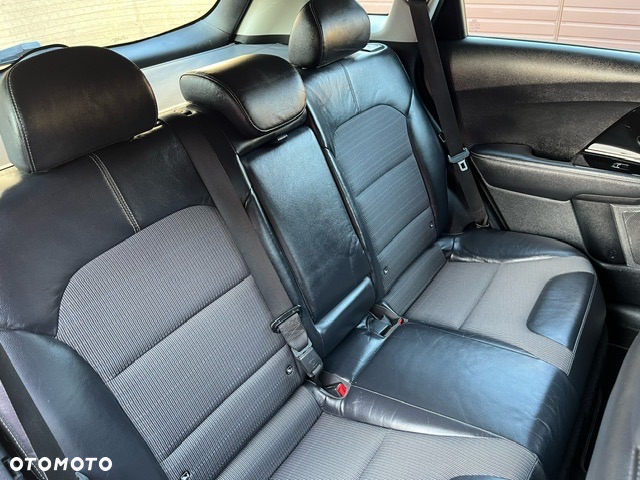 Kia Niro 1.6 GDI Hybrid L Business Line - 13