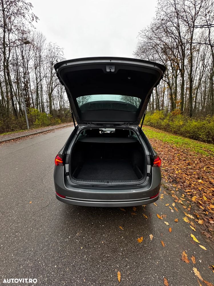 Skoda Octavia Combi 2.0 TDI DSG Exclusive Plus - 38