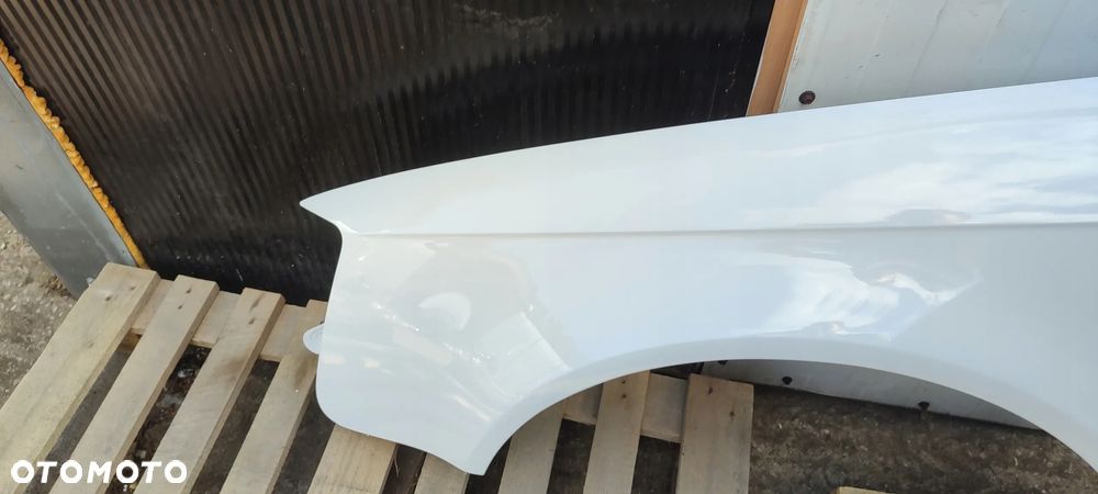 błotnik lewy przód seat exeo 3r 10.08- 08.13r oryginał LS3Y LX7R LB9A LW5U LW5P LW5B LW7Y LS3Z LS3H LS1U LC9Z LZ9Y LW5R LW5T LW5S LS8R LS8S LW6W LW6X LR7X LW7Z LW7X LS3Q LS3X LS3Q LX7W LS7Y LB9A LS9R LW7X LW6W LW5S LW5T LS3H LS3Y LS8S LW5P LW5U LZ9Y LW7Z - 6