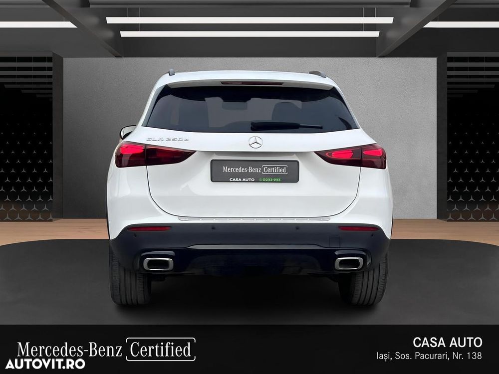 Mercedes-Benz GLA - 6
