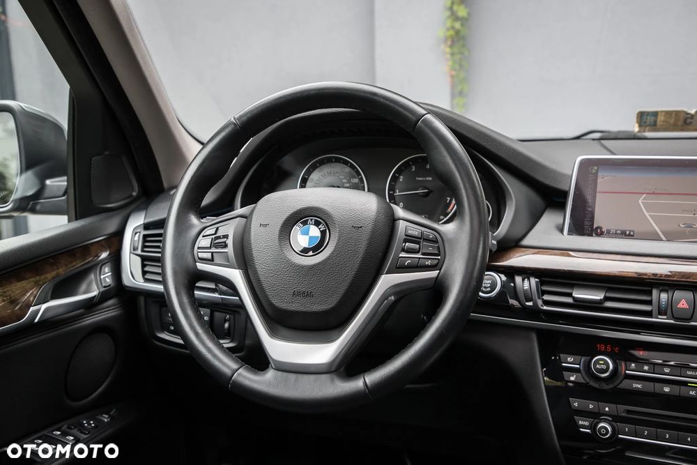 BMW X5 xDrive35i - 31