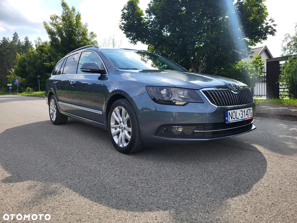 Skoda Superb 2.0 TDI DSG Active - 10