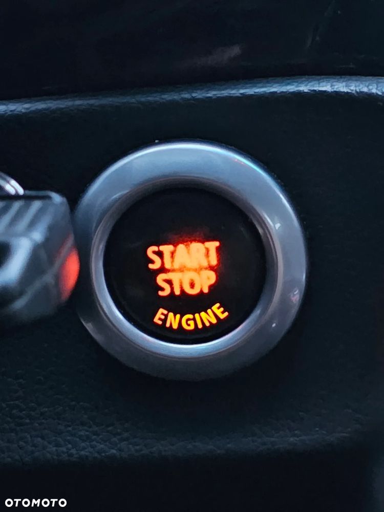 BMW Seria 5 520d Touring Edition Fleet Exclusive - 24