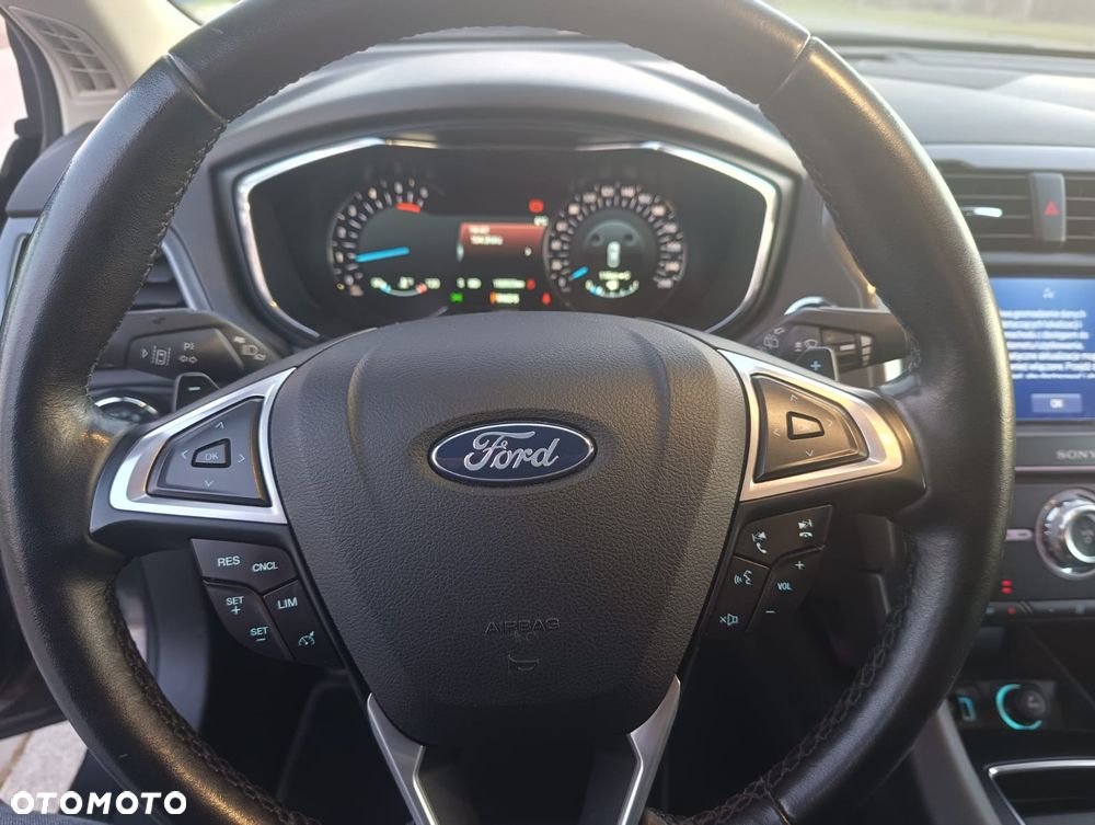 Ford Mondeo 2.0 EcoBlue Titanium - 14