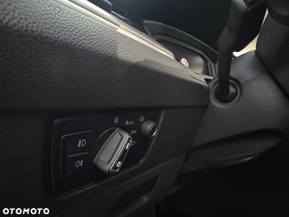 Volkswagen Passat 2.0 TDI Elegance DSG - 15