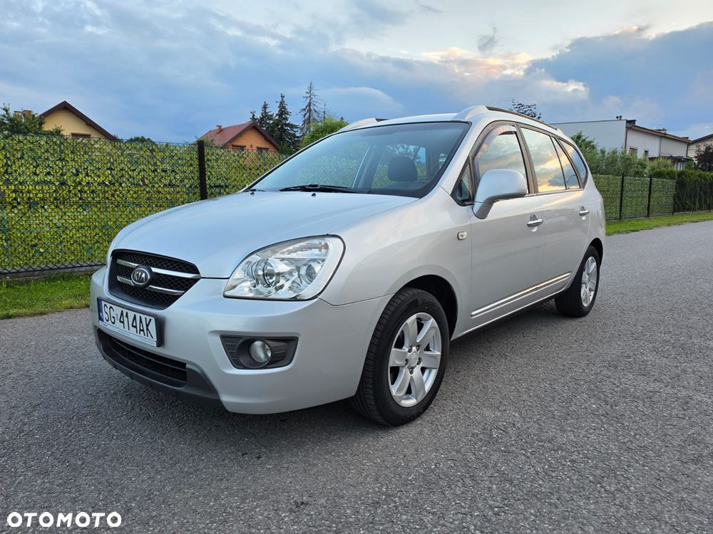 Kia Carens 2.0 EX - 1