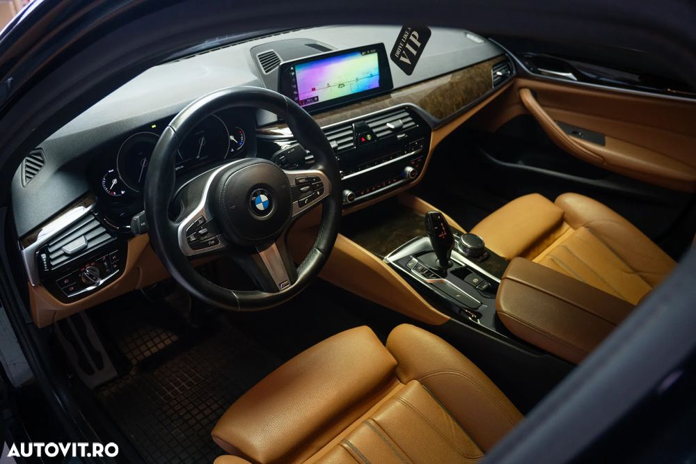 BMW Seria 5 520d xDrive AT - 11