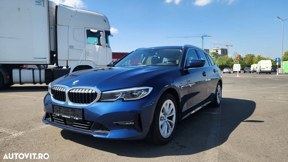 BMW Seria 3 320d xDrive AT MHEV - 4