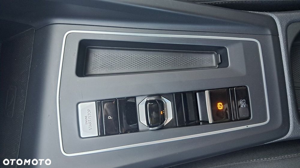 Volkswagen Golf 1.5 eTSI Style DSG - 29