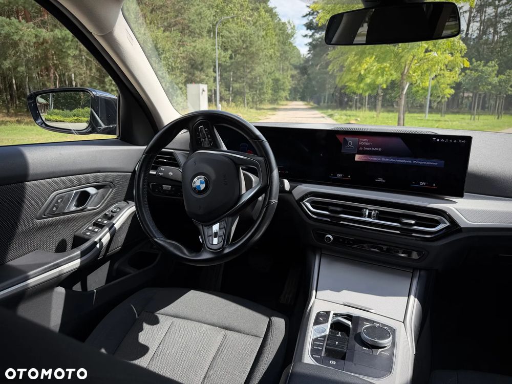 BMW Seria 3 318d MHEV Sport Line - 13