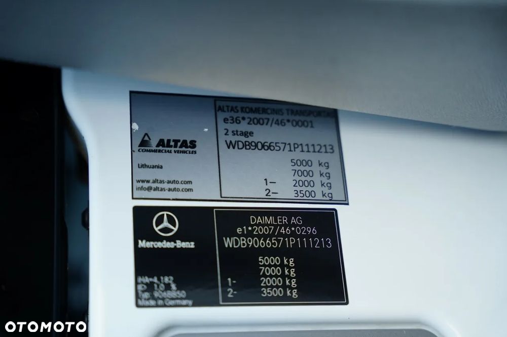 Mercedes-Benz / SPRINTER / ATLAS / KLIMATYZACJA / SPROWADZONY / - 37
