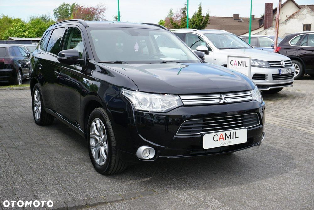 Mitsubishi Outlander - 3