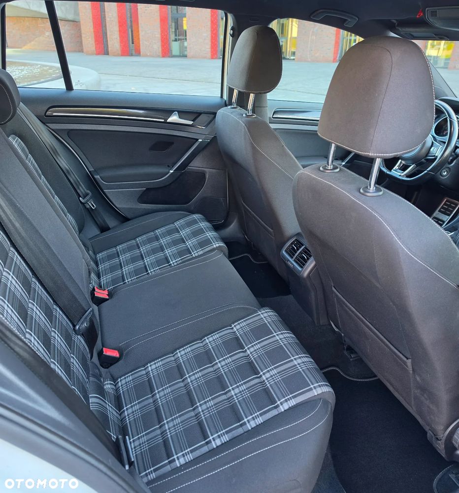 Volkswagen Golf 2.0 TDI BMT GTD DSG - 18