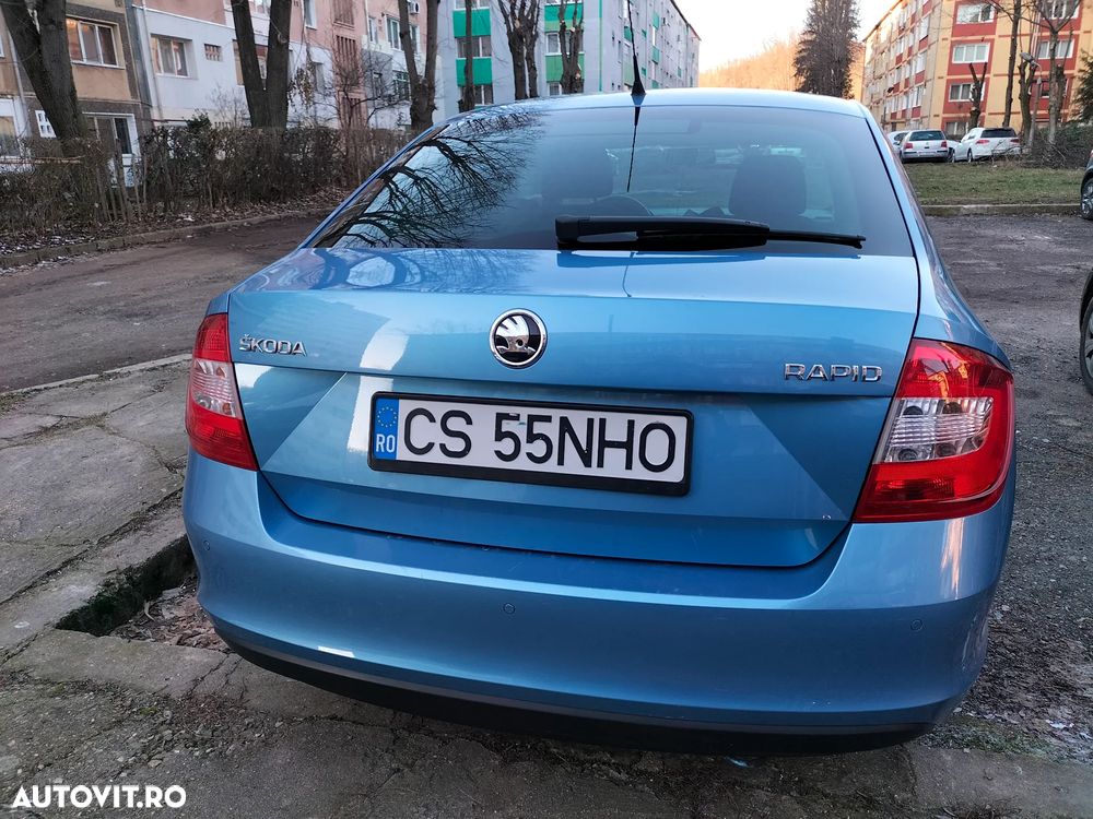 Skoda RAPID 1.6 TDI Elegance - 4