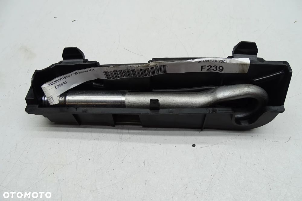 Mercedes C Klasa W205 Hak holowniczy 2058901914 - 1