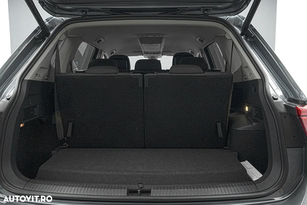 Volkswagen Tiguan 2.0 TDI 4Mot DSG Elegance - 32