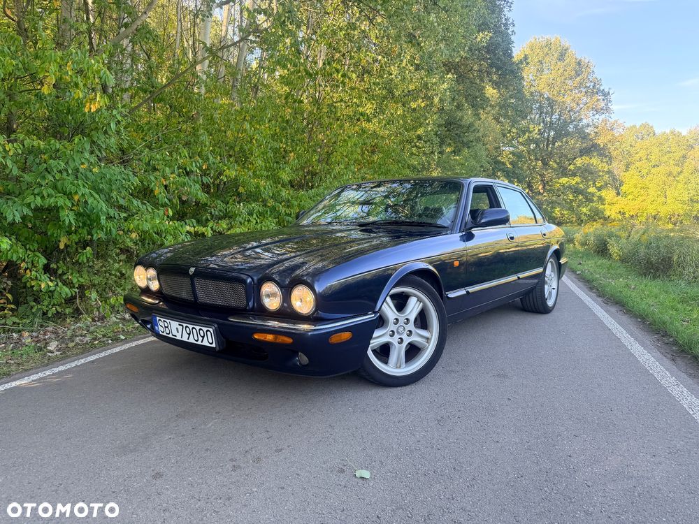 Jaguar XJR Standard - 1