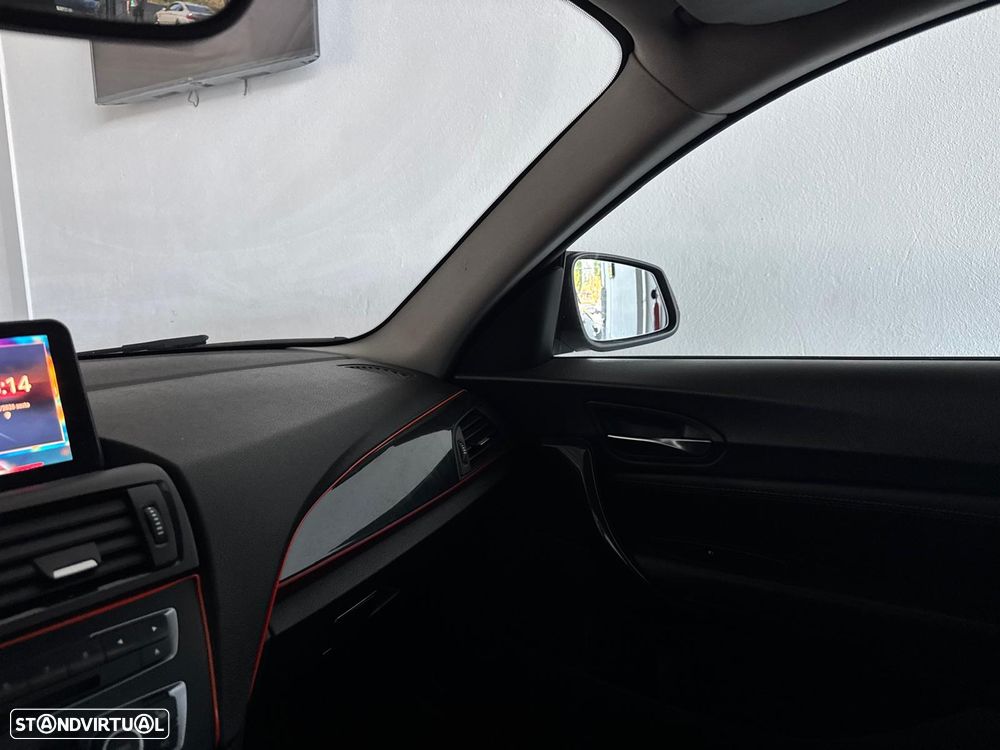 BMW 116 d Pack M - 16