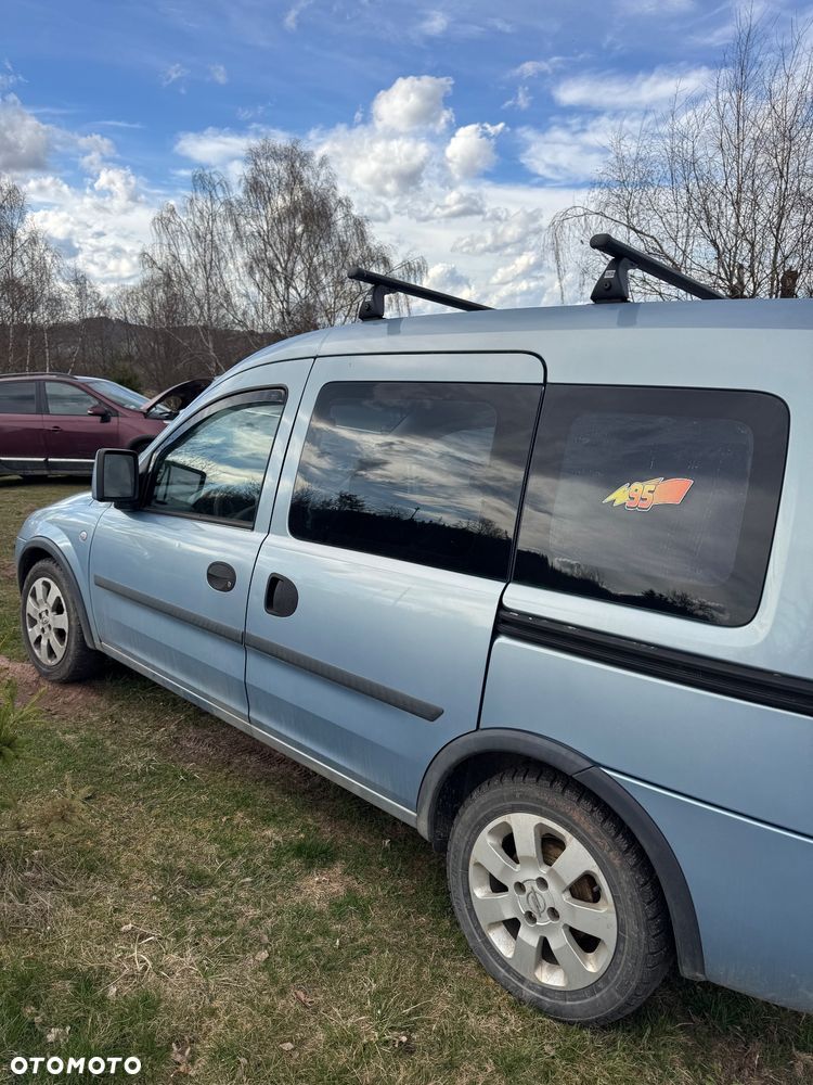 Opel Combo Tour - 2