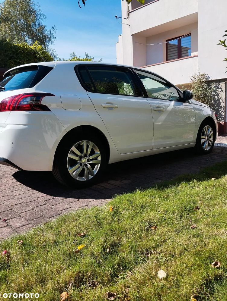 Peugeot 308 2021 photo 2