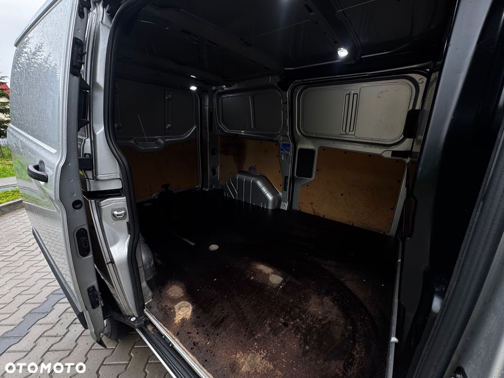 Ford Transit Custom - 7