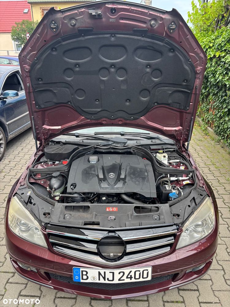 Mercedes-Benz Klasa C 220 CDI DPF Automatik Avantgarde - 12