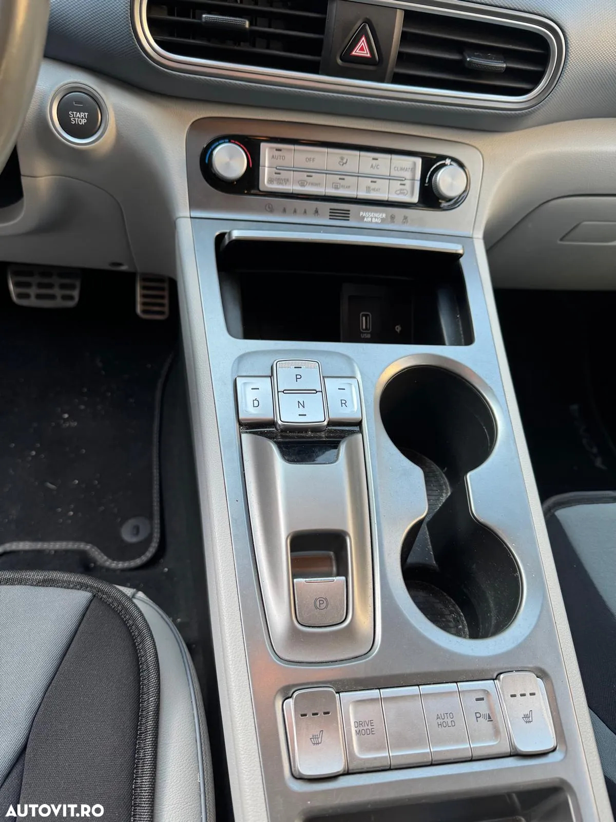 Hyundai KONA Electric 204CP Luxury+ - 8