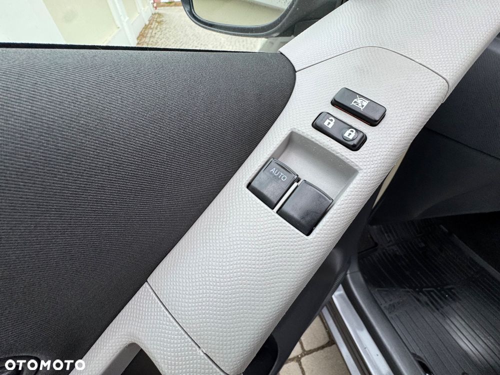 Toyota Yaris - 22