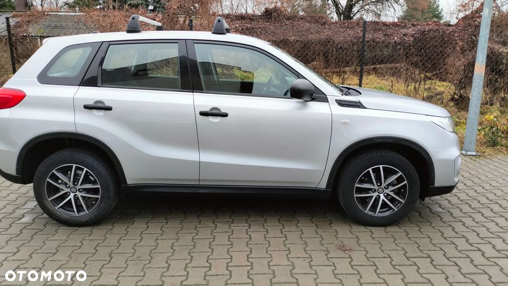 Suzuki Vitara 1.6 Comfort 2WD - 5