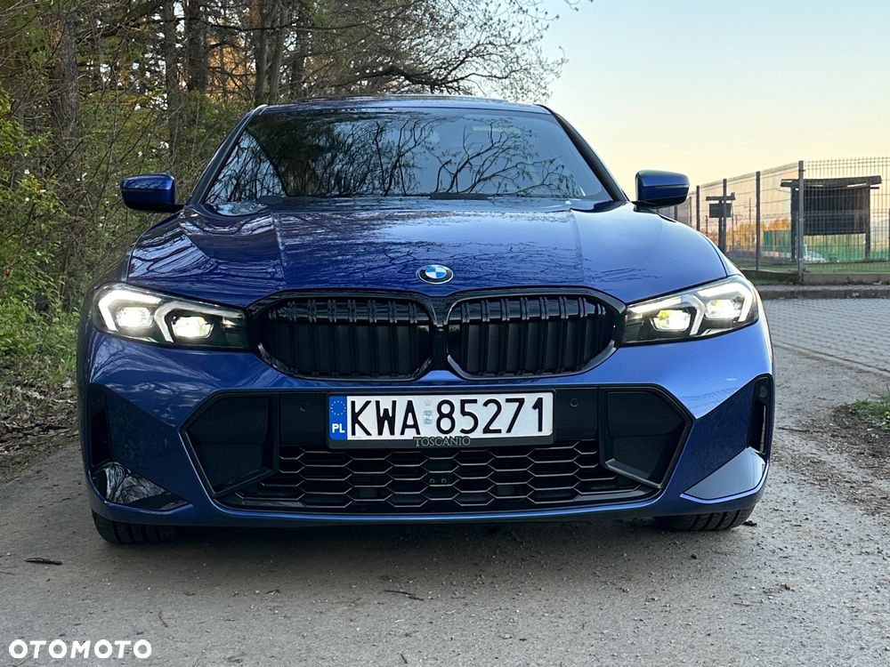 BMW Seria 3 330i xDrive Sport Line - 1
