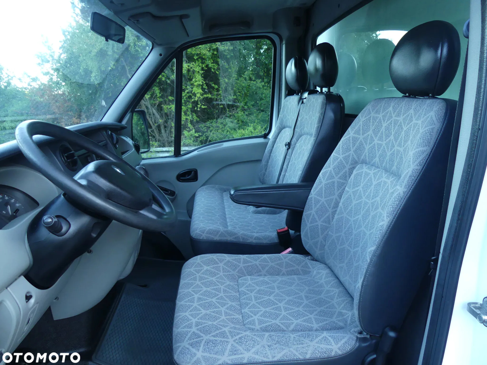 Renault Master 2.5 dci 150 KM - 10