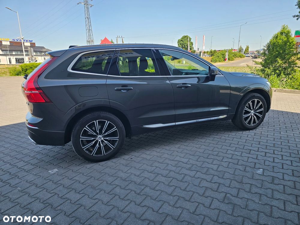 Volvo XC 60 D4 AWD Momentum - 19