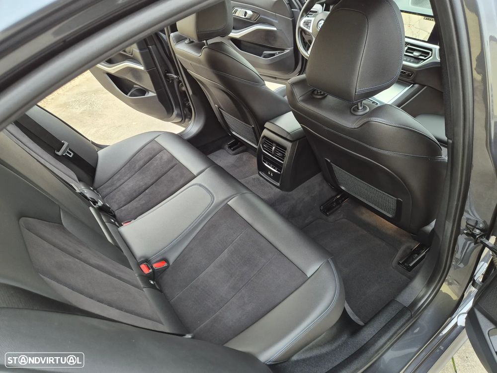 BMW 330 e Pack M Auto - 30