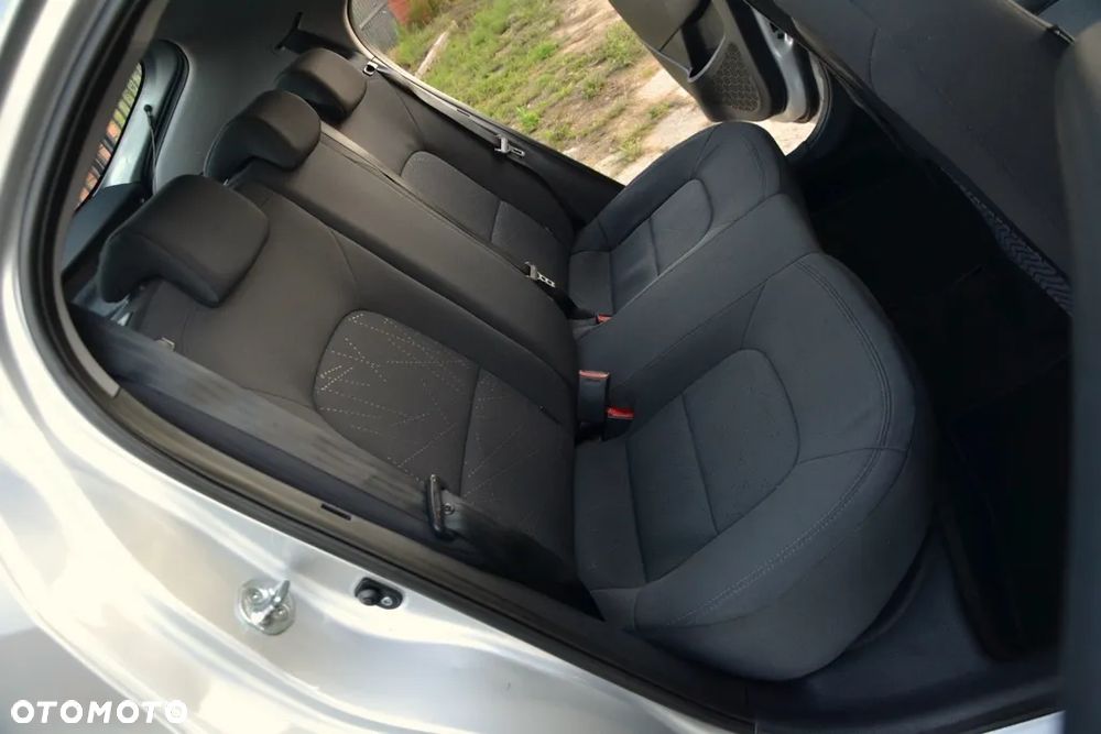 Kia Rio 1.2 Spirit - 19