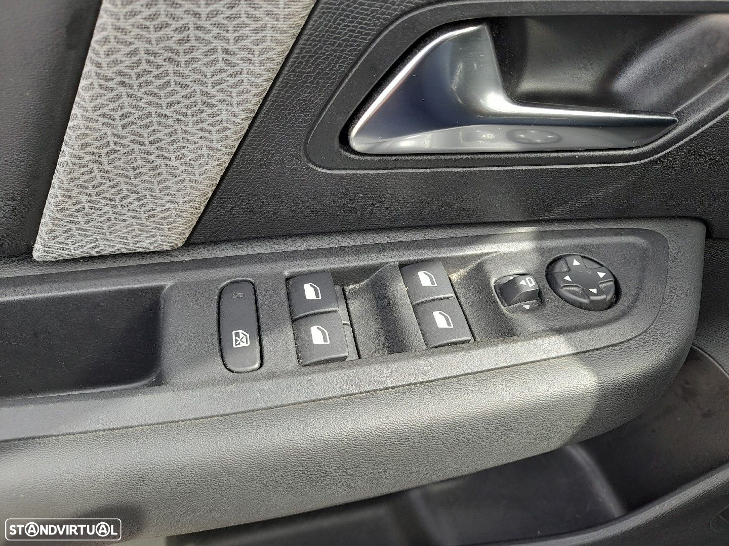 Para peças CITROËN C4 III - 9